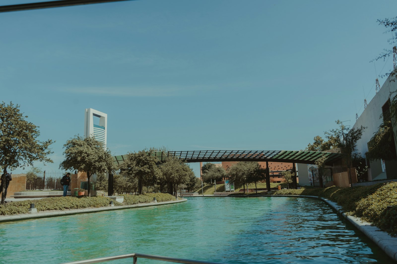 El Tec de Monterrey incuba 18 startups de salud y agro por tres meses. El anuncio no menciona capital, cheques ni equity.
